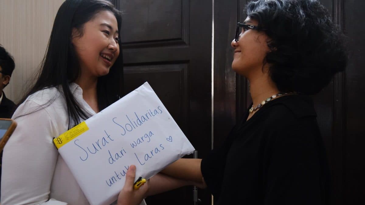 Letters from supporters for Laras.jpg