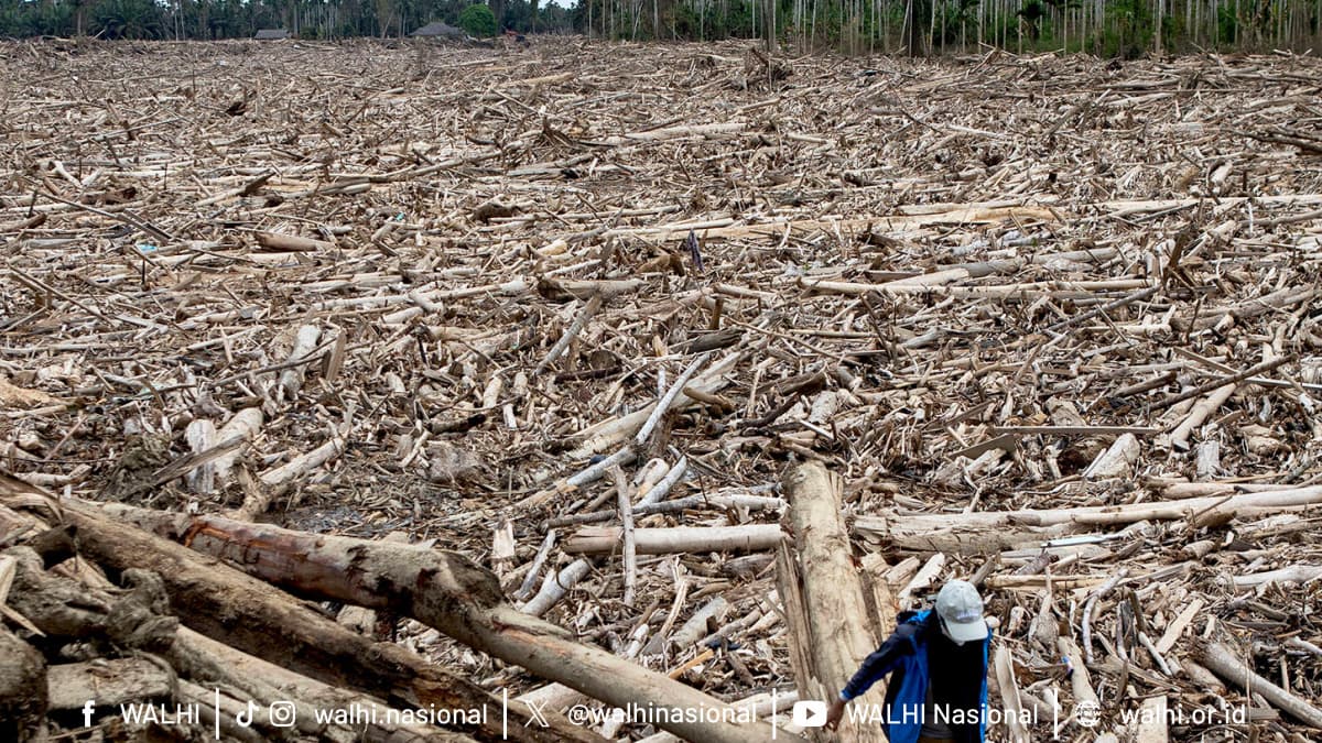 WALHI statement on Sumatra flood.jpg