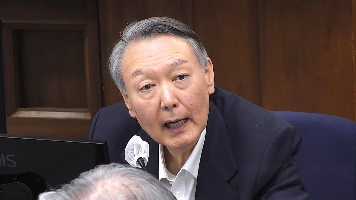 Yoon Suk Yeol court.jpg