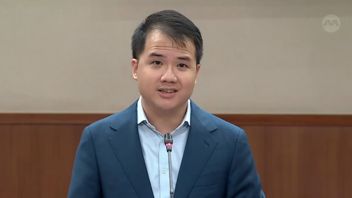 andre low 5 Nov 2025.jpg