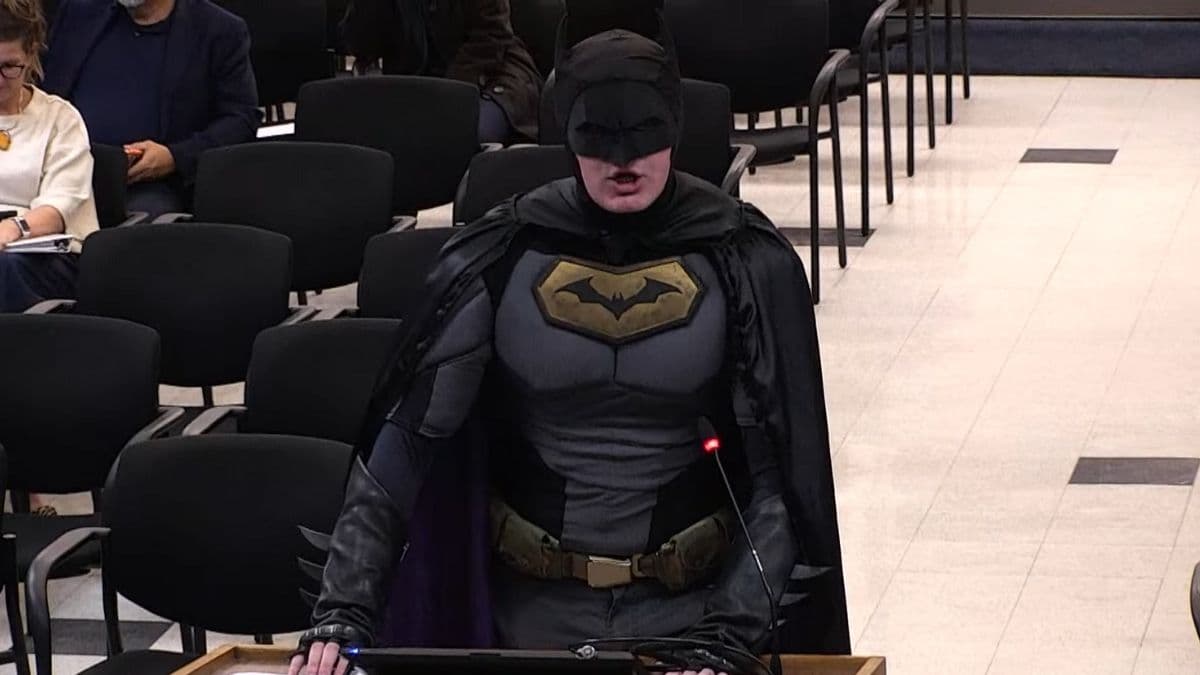 Batman-clad man confronts Santa Clara council over ICE cooperation.jpg
