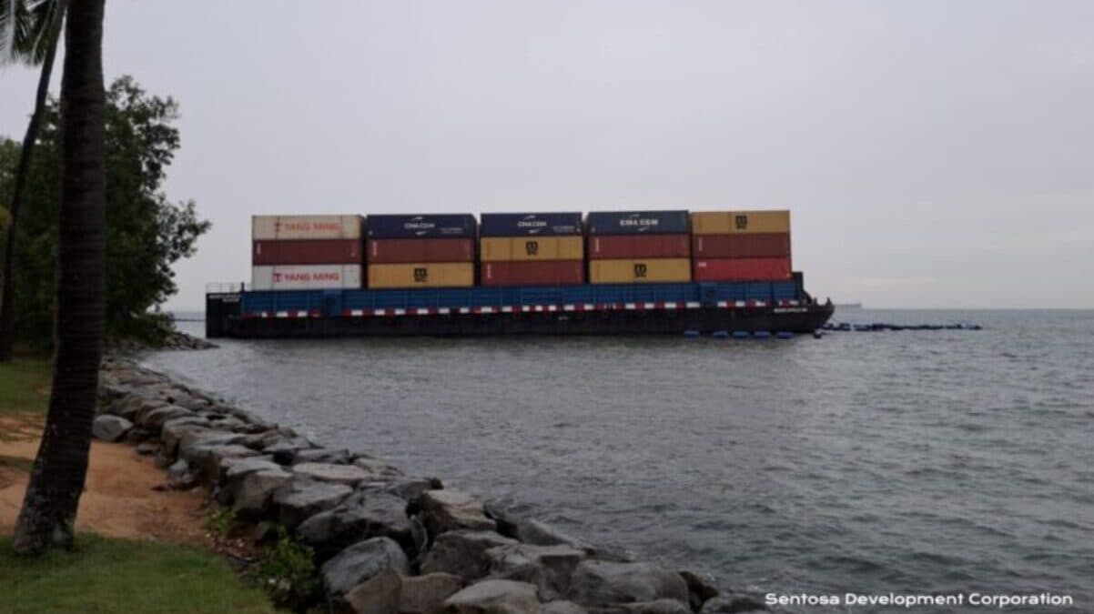 Container barged.jpg