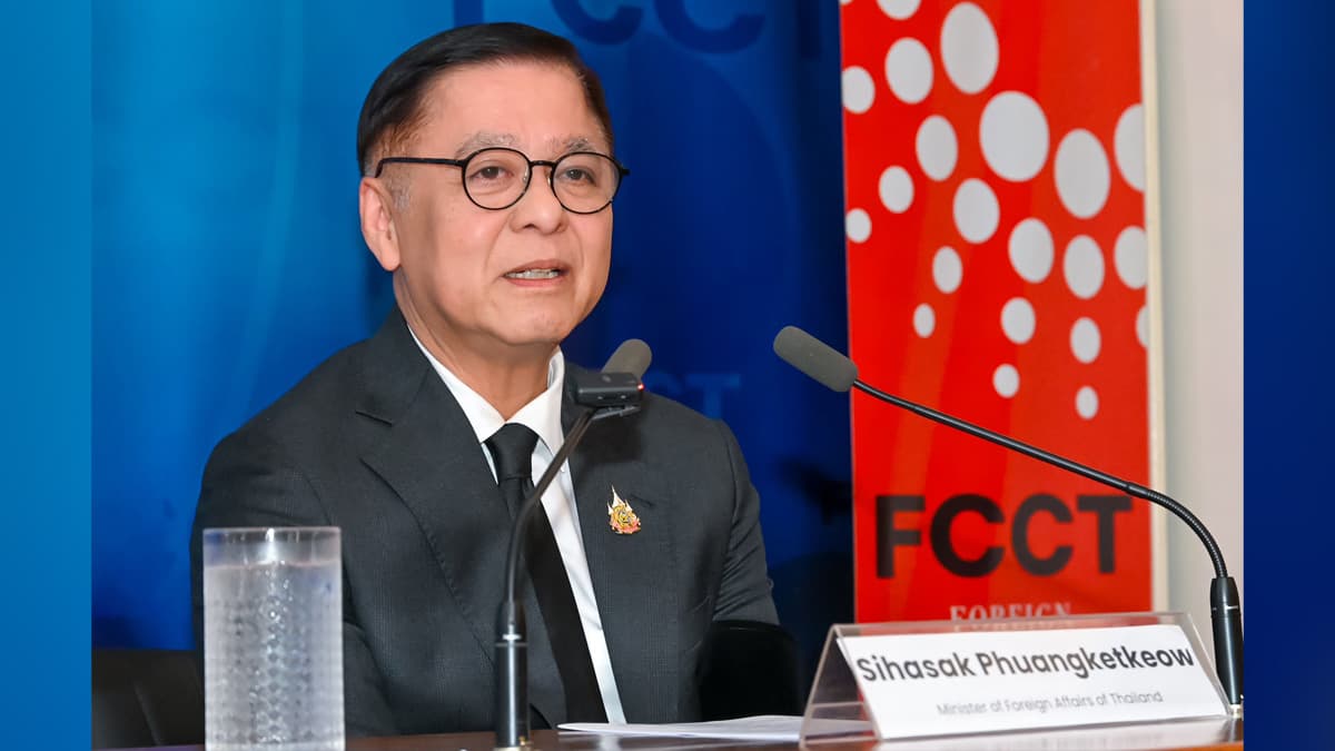 Sihasak Phuangketkeo.jpg