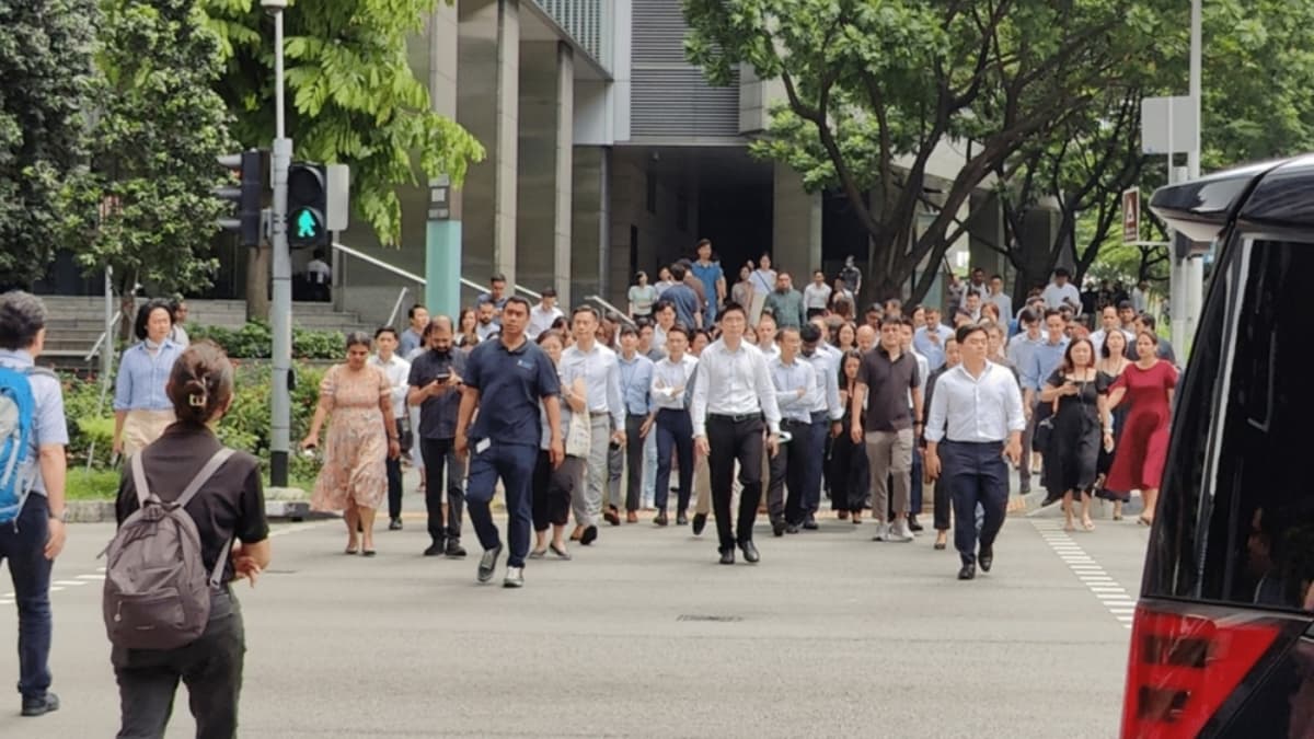 Singapore Street view.jpg