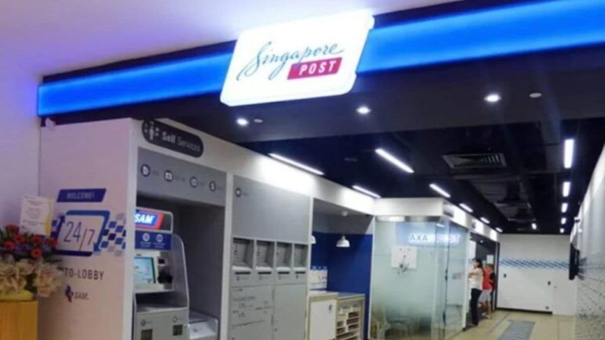 Singpost outlet.jpg