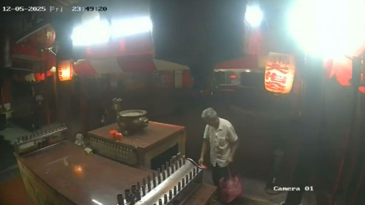 Temple appeals for return of missing tiger god statue taken by elderly man.jpg