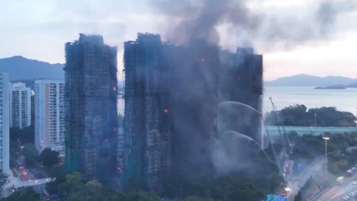 Wang Fuk Court fire 27 nov.jpg